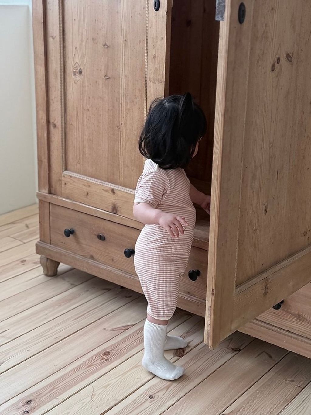 1775101537_8900370332