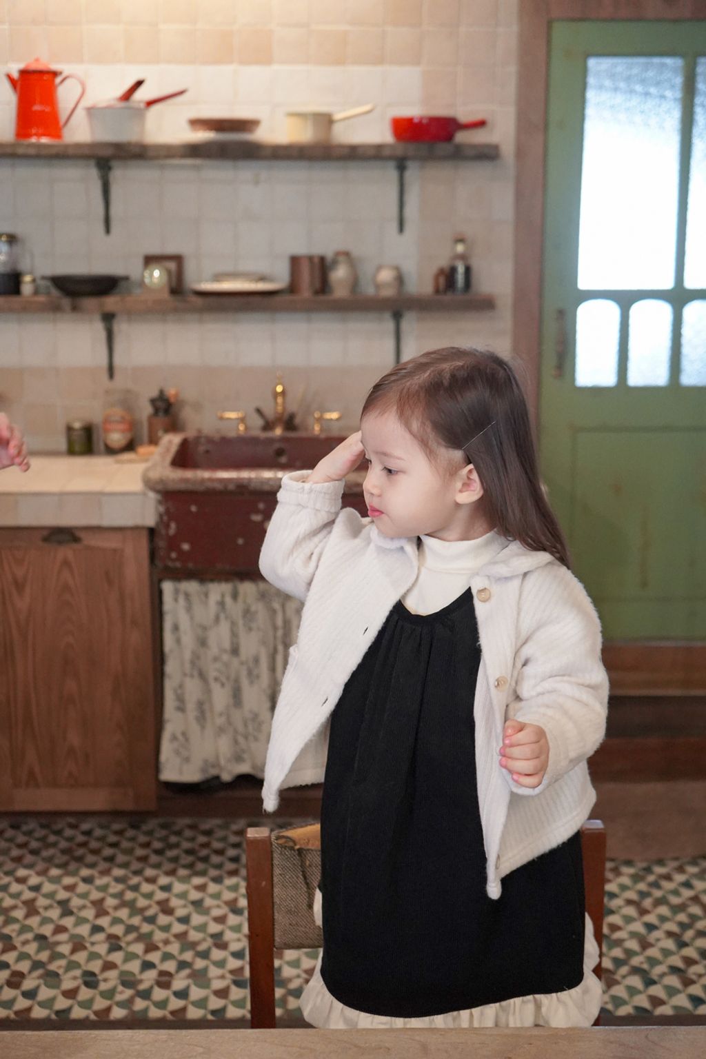 1761620219_8245744430