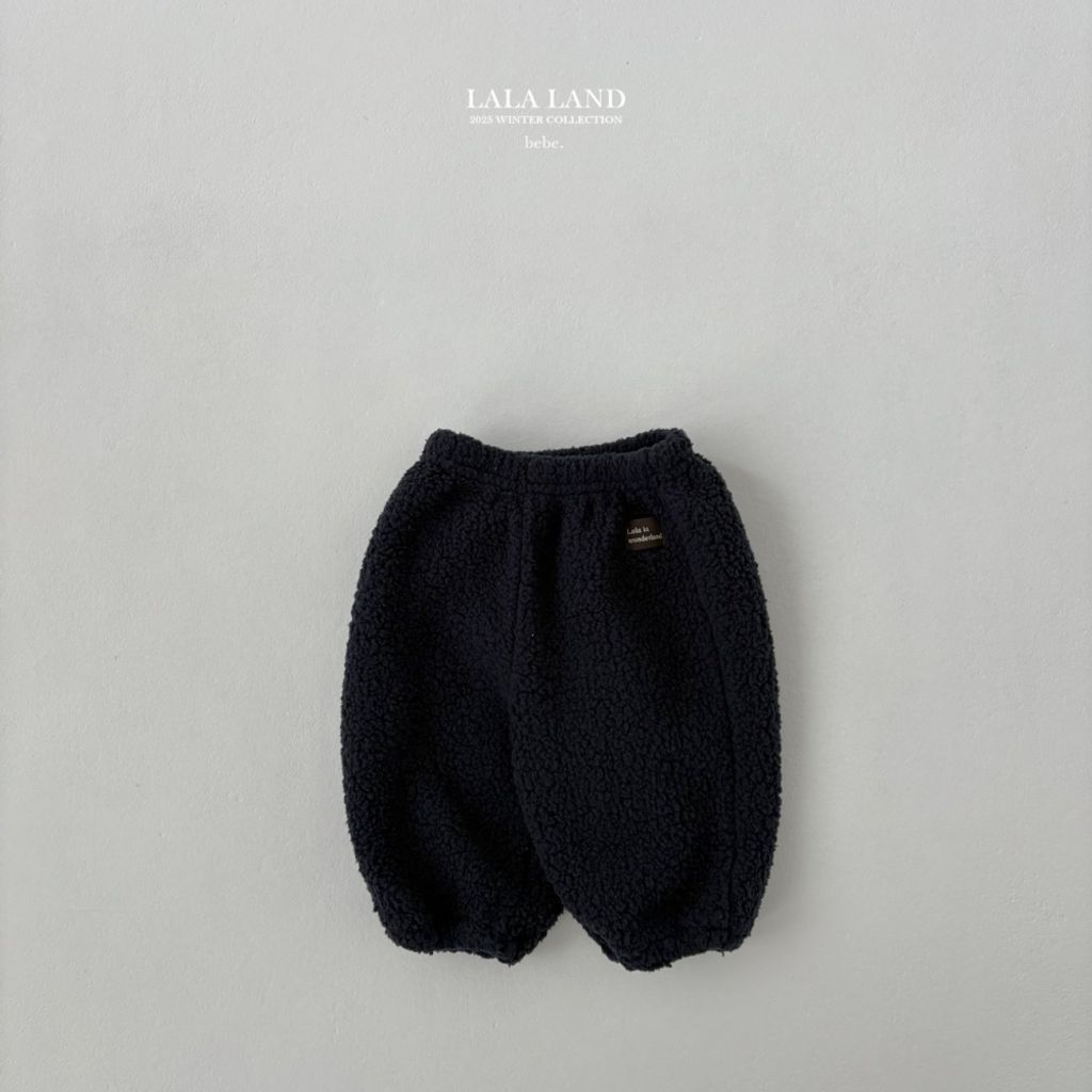 1762251482_3762445280