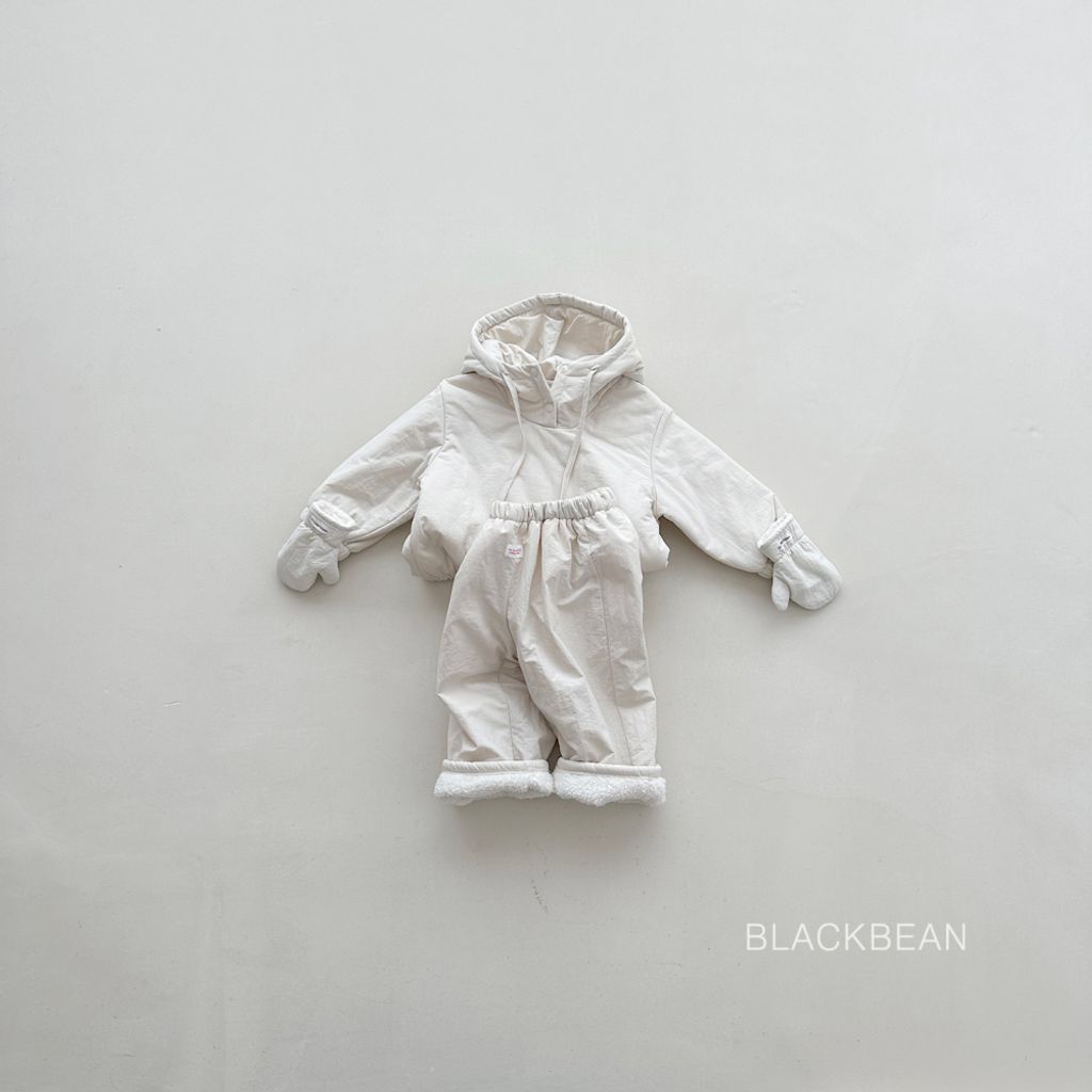 1761530912_1719612960