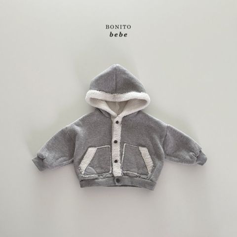 1763330552_8222106393