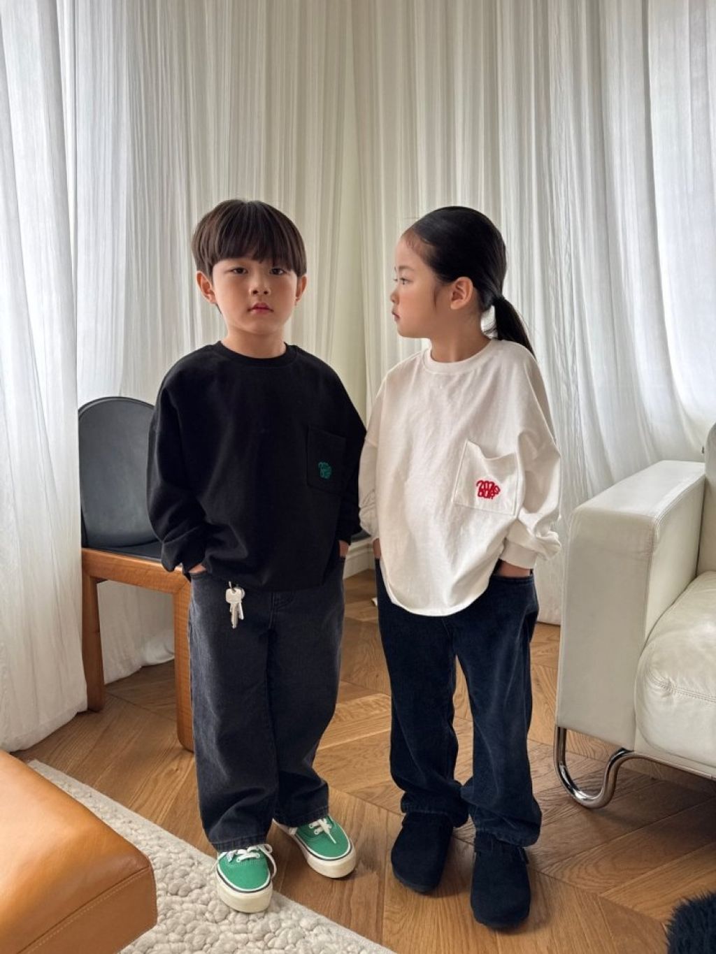 1763521856_2570317128