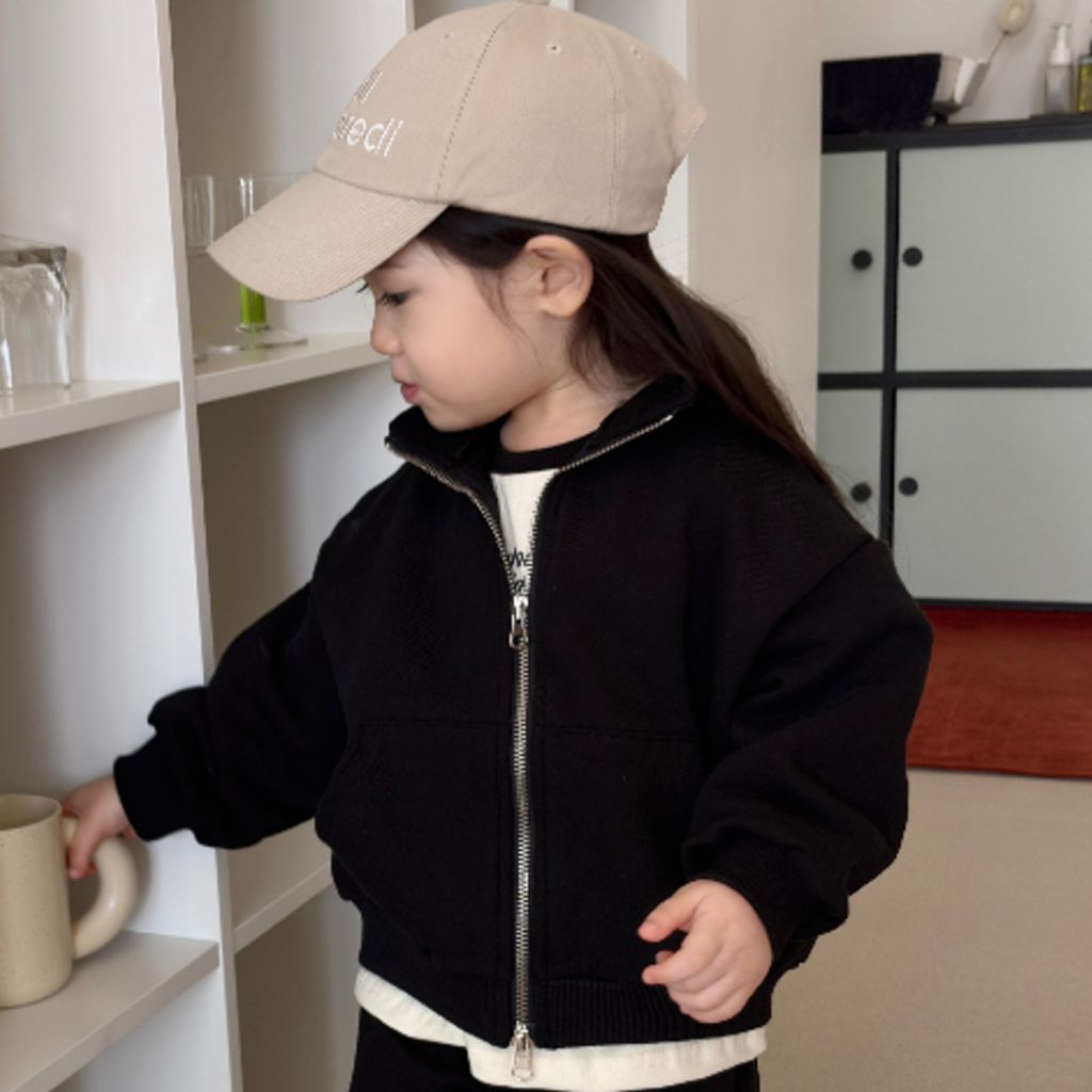 1768828942_5635334079