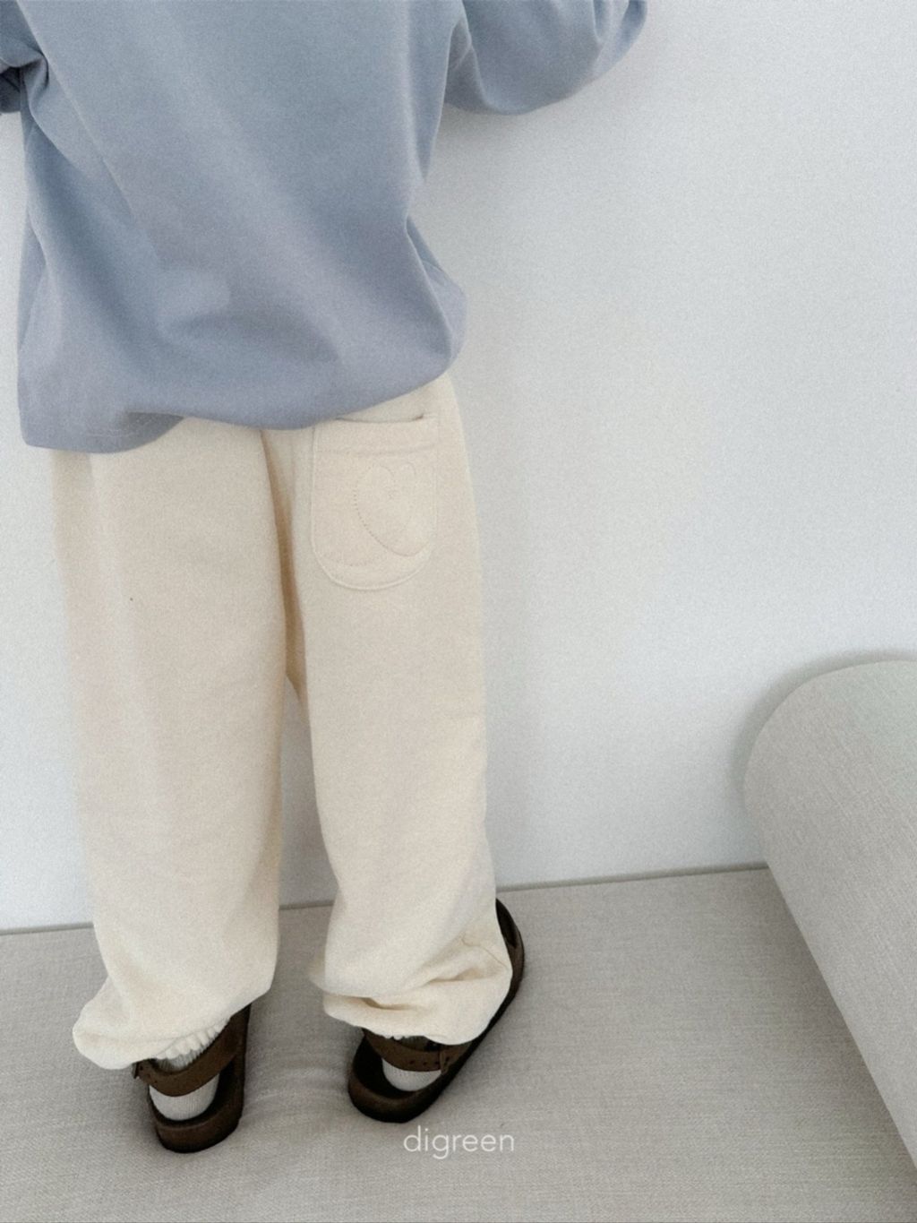 1769464056_1580736915