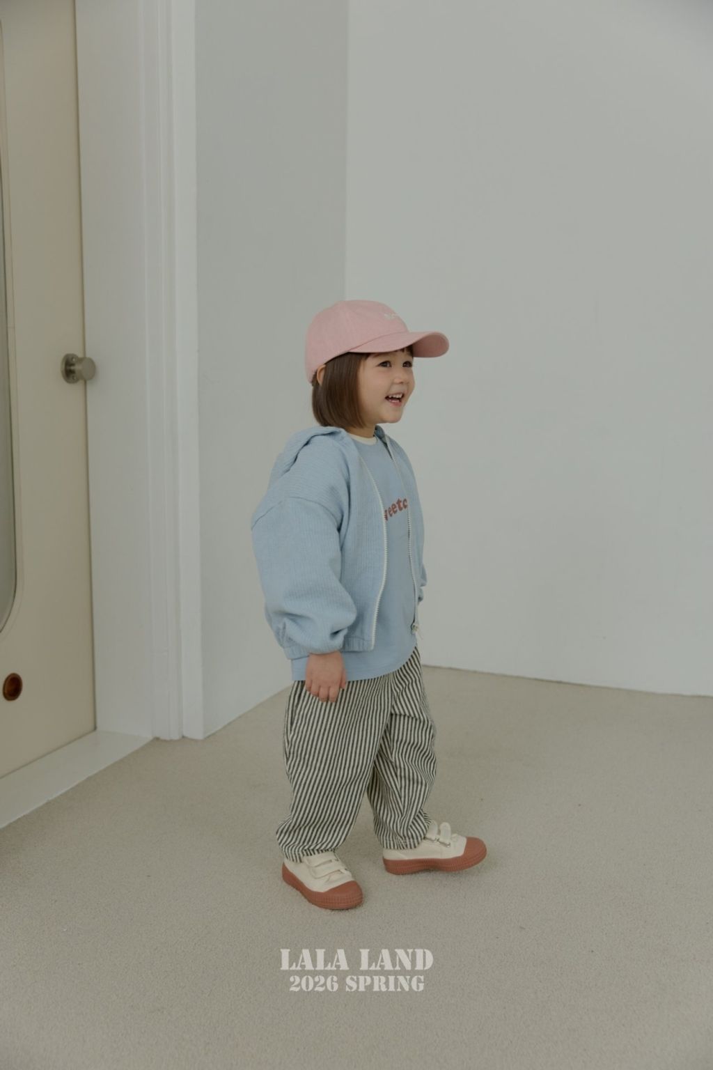 1769516698_2775372652