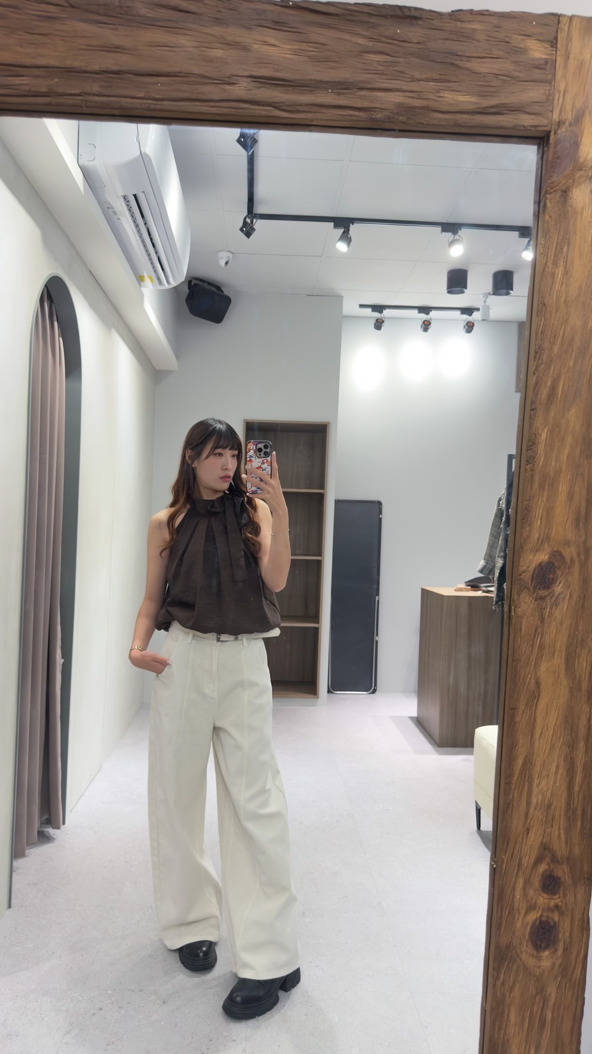 image_5F4FF6C8-BBEE-4E94-81E0-D46D8A13F554_1789620188