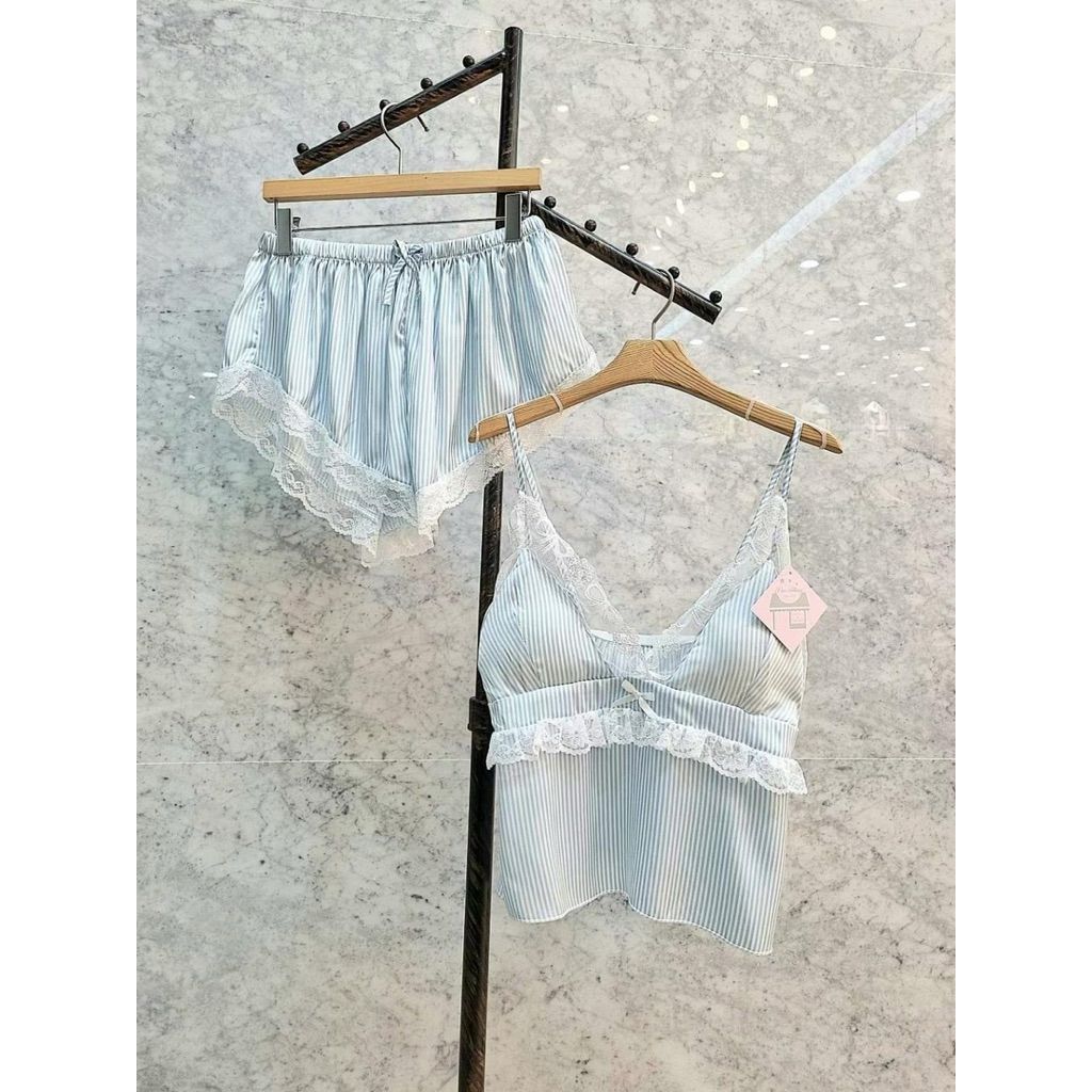 tw-11134207-7ra0l-mcamshwoad8u3a