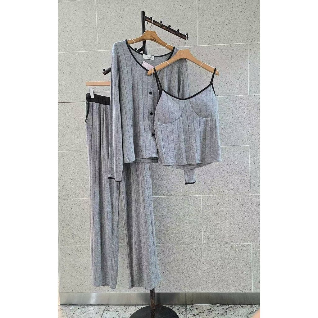 tw-11134207-81zth-mhanjvgmeeq4bb