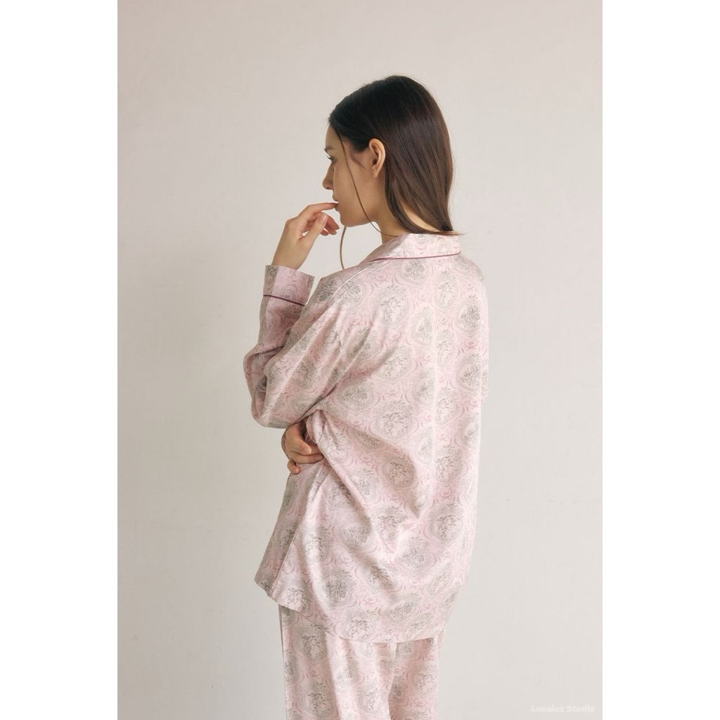 tw-11134207-81ztf-mh91cfv9na4q94