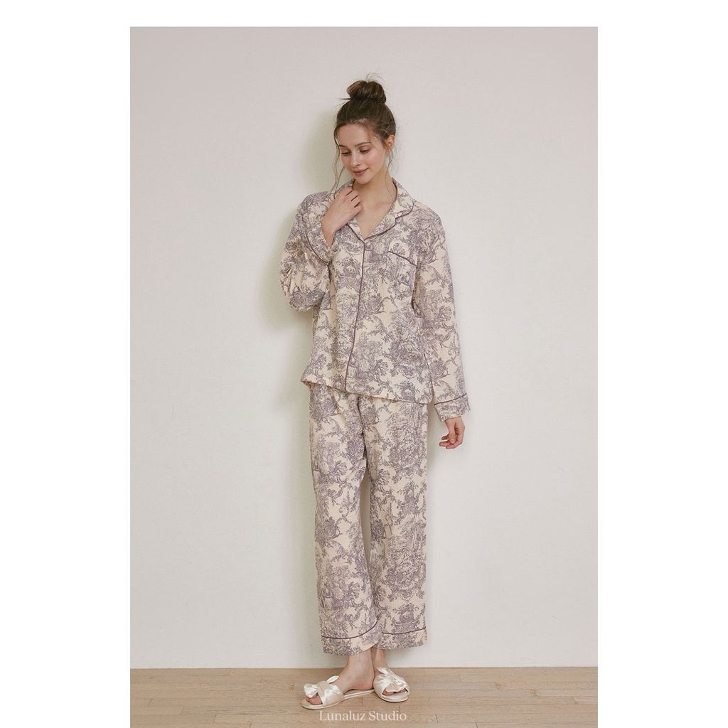 tw-11134207-81ztd-mh97r1xm7d3d2b