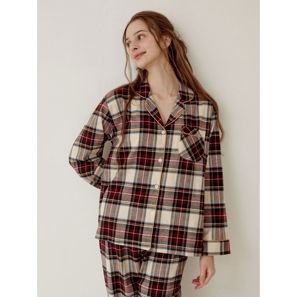 tw-11134207-81ztm-mh8y9ubm7217e5