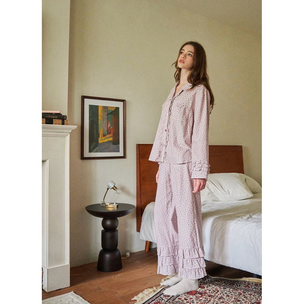 tw-11134207-81ztl-mi1xd4ajxyiq7e