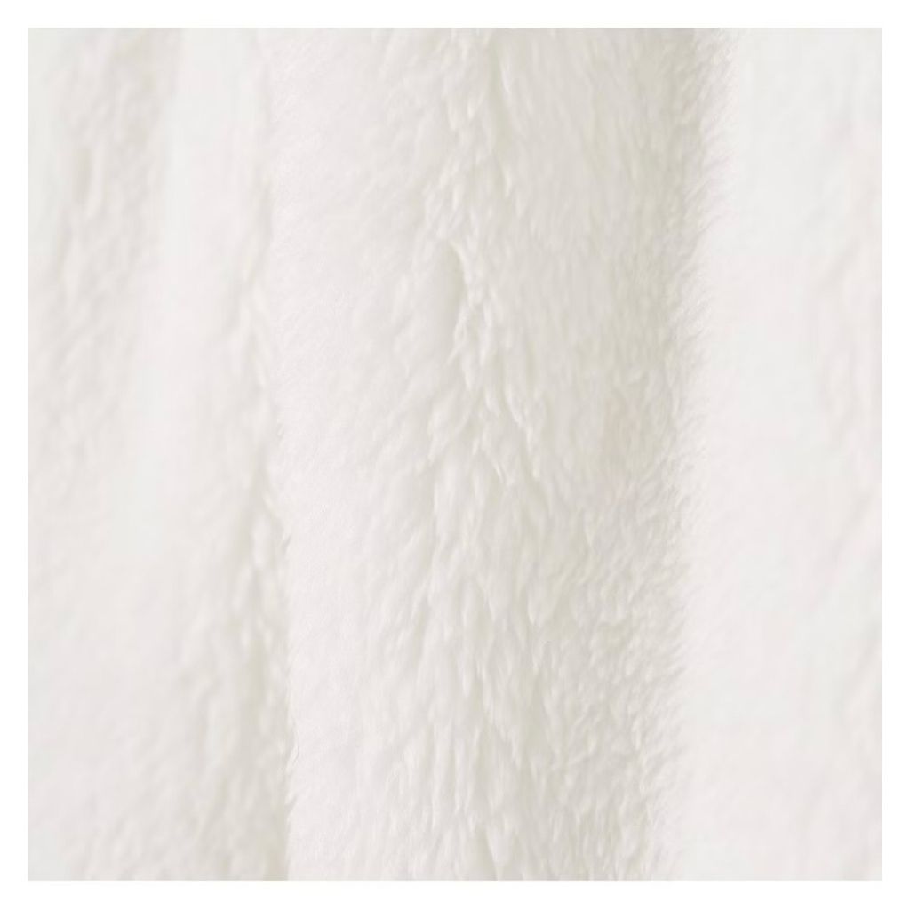 tw-11134207-81ztd-mj5y3zn5pl3aaf