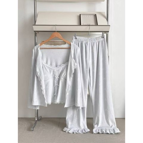 tw-11134207-81ztq-mjss0f2s1oubd9