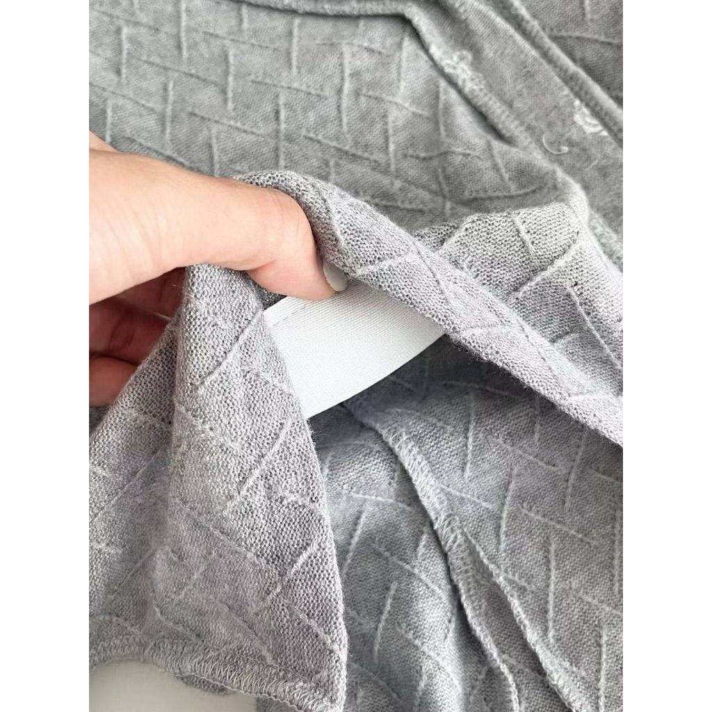 tw-11134207-81zti-mjson6q8ikg174