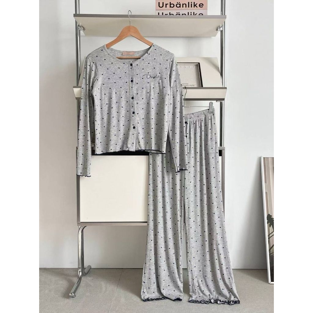 tw-11134207-81ztc-mjsbrigf4vlua1