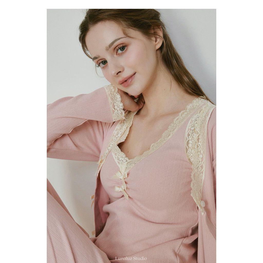 tw-11134207-820ld-mkifgpm3ycqoe3