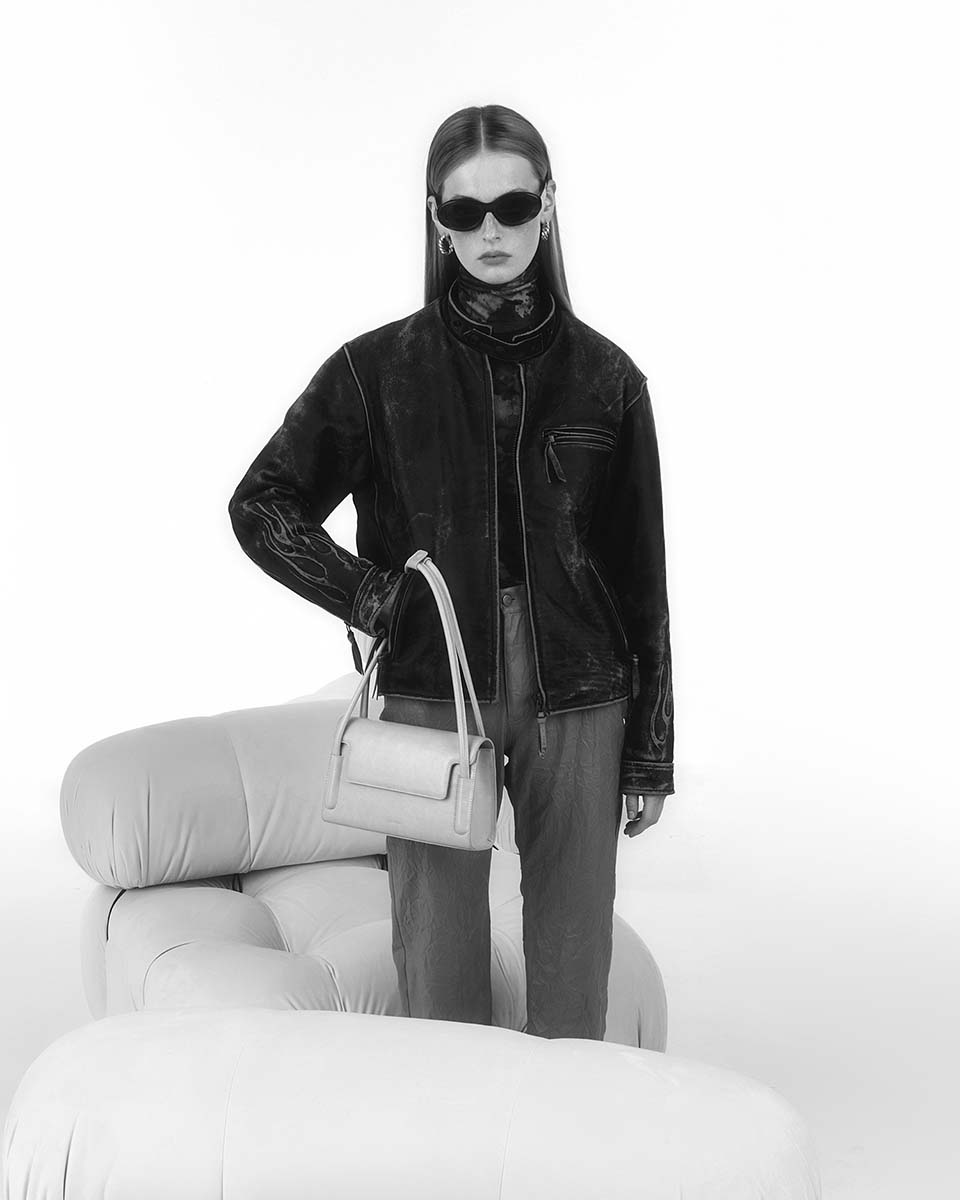 韓國FIND KAPOOR MARTY 26 肩背包1