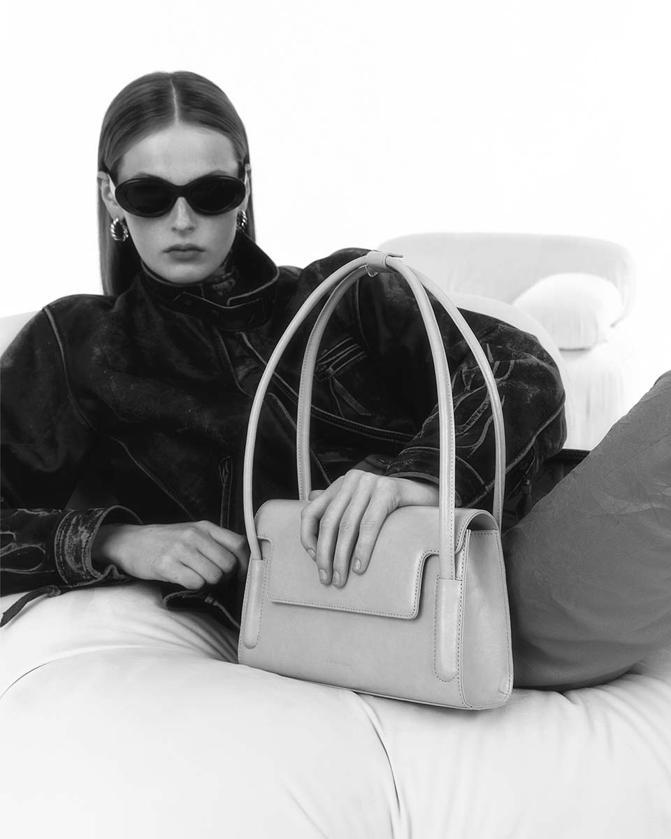 韓國FIND KAPOOR MARTY 26 肩背包3