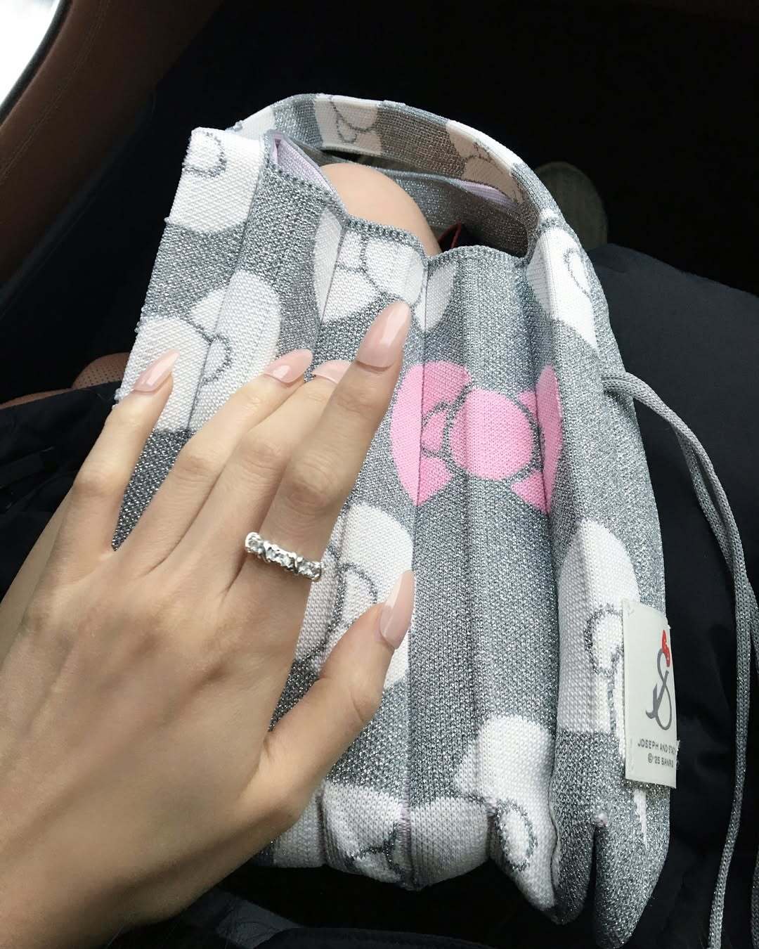 1000582492