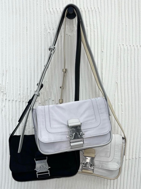 tw-11134207-7ra0t-mb8lu2xiw8op10