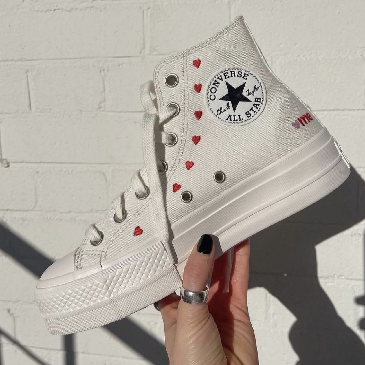 刺繡小愛心 高筒厚底鞋1