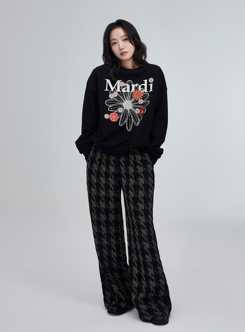 Mardi Mercredi 彩色花朵長袖大學T7