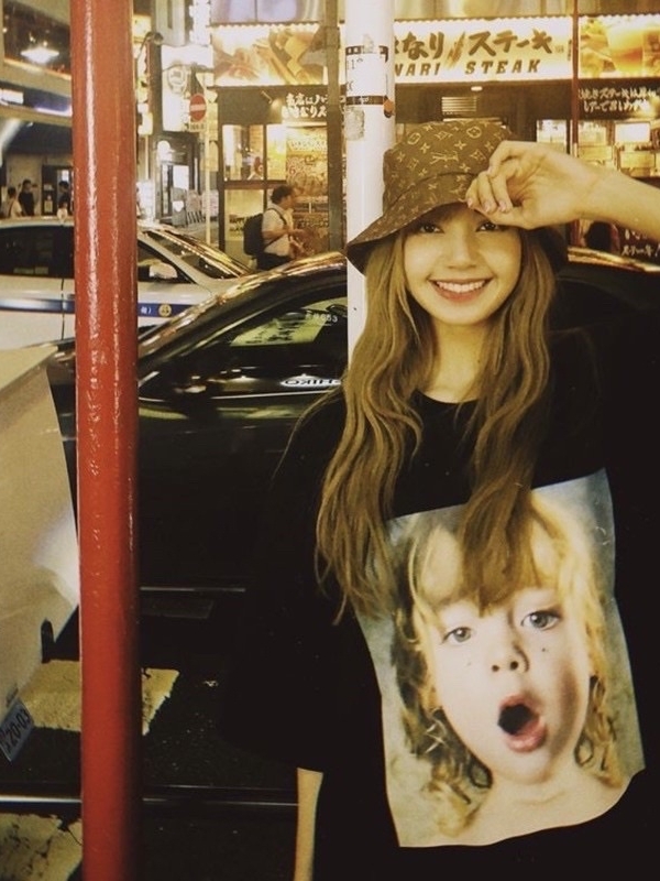 tw-11134207-7rbk5-m95x3o1rqxnr42