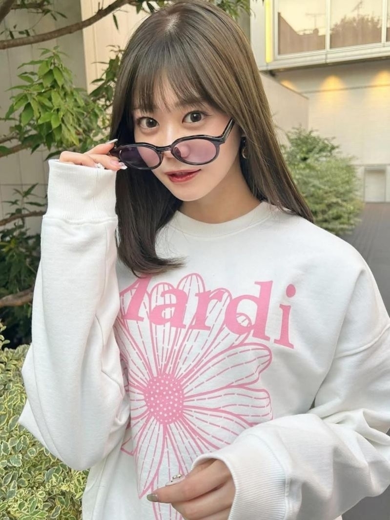 tw-11134207-7rbk2-m6kra2o800fz8e