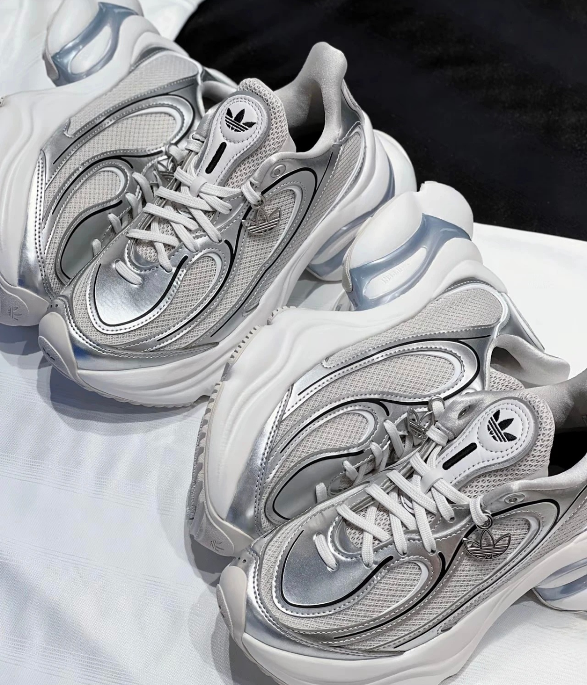 20251021_024320_0000