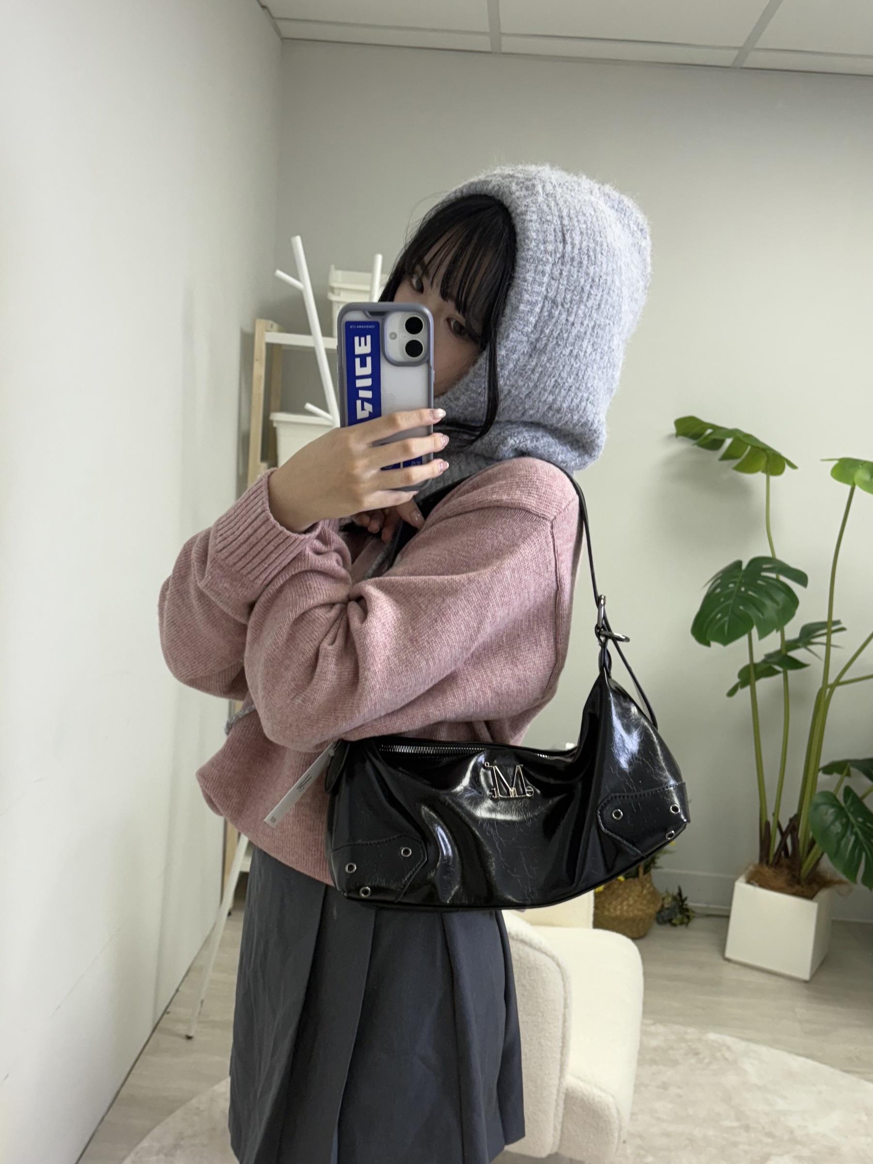 84B68637-4798-4154-AD8B-BB16EA4298AD