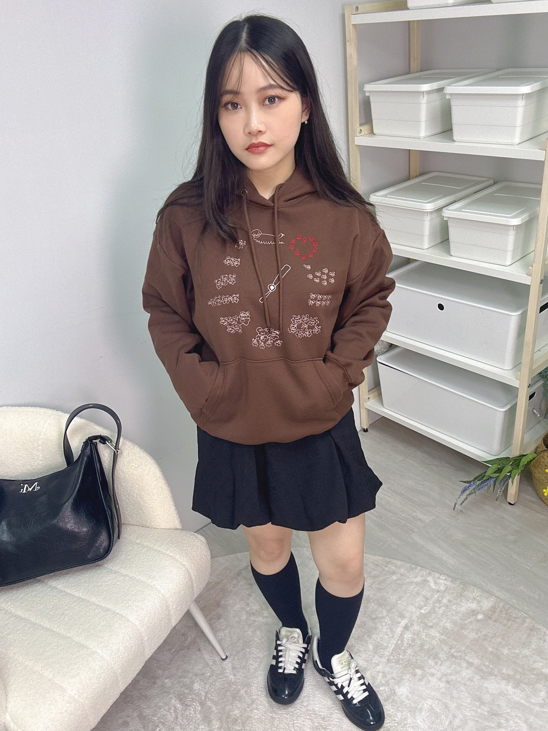 E8470684-17DA-4376-9C49-CF547C50CE37