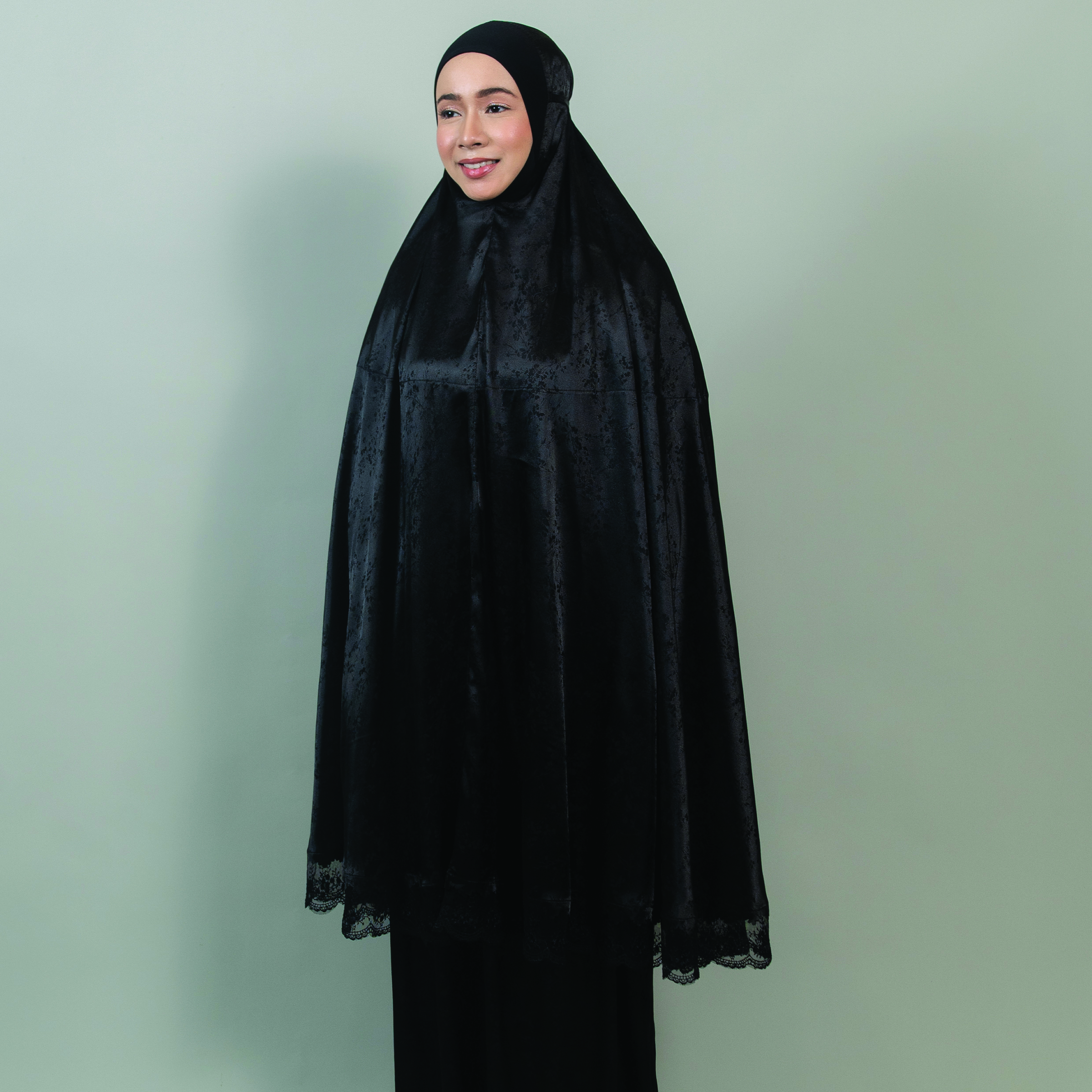 23825-Telekung Front (Black)