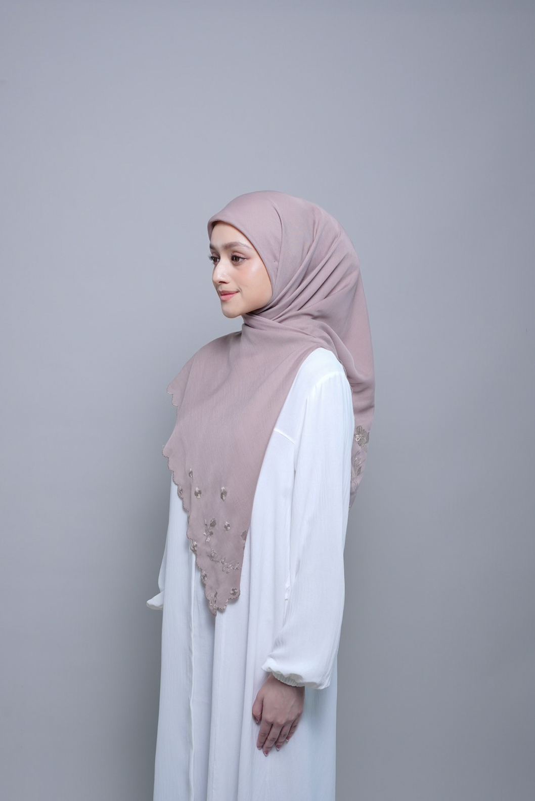 Warm Taupe - 2