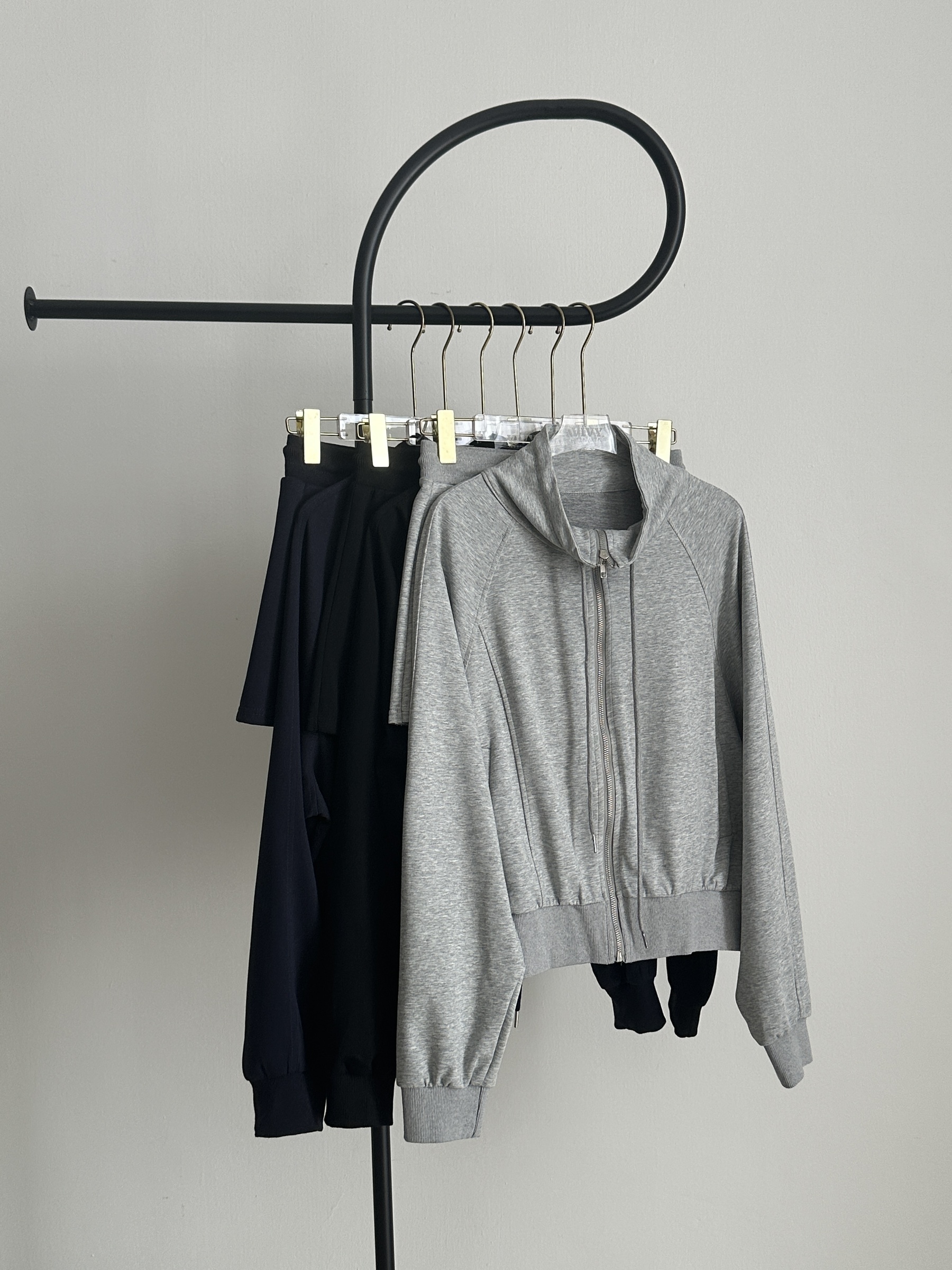 image_3F7CC5B7-1080-46C7-8A0B-68E1DA9B2A59_1764148238