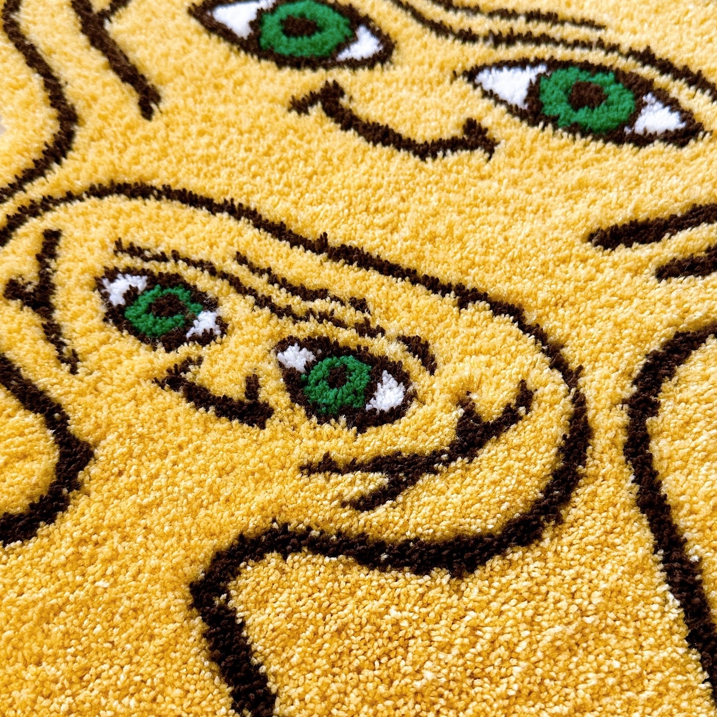 waitingroom_taipei_1758708447_3728639162963855610_1790923930