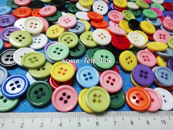 round button 15mm 4 holes.JPG
