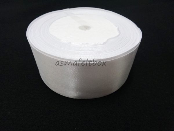 ribbon satin 4cm white.JPG