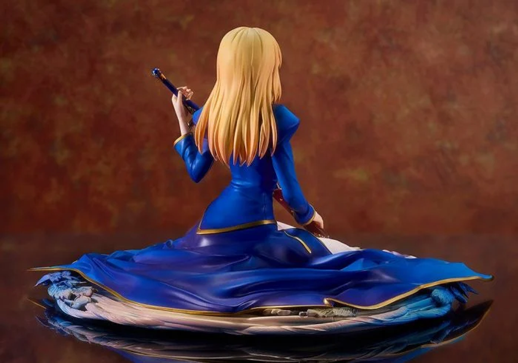 good_smile_1_7_pvc_figure_-_saber_-garden_of_avalon-_fate_stay_night__250624040347_2