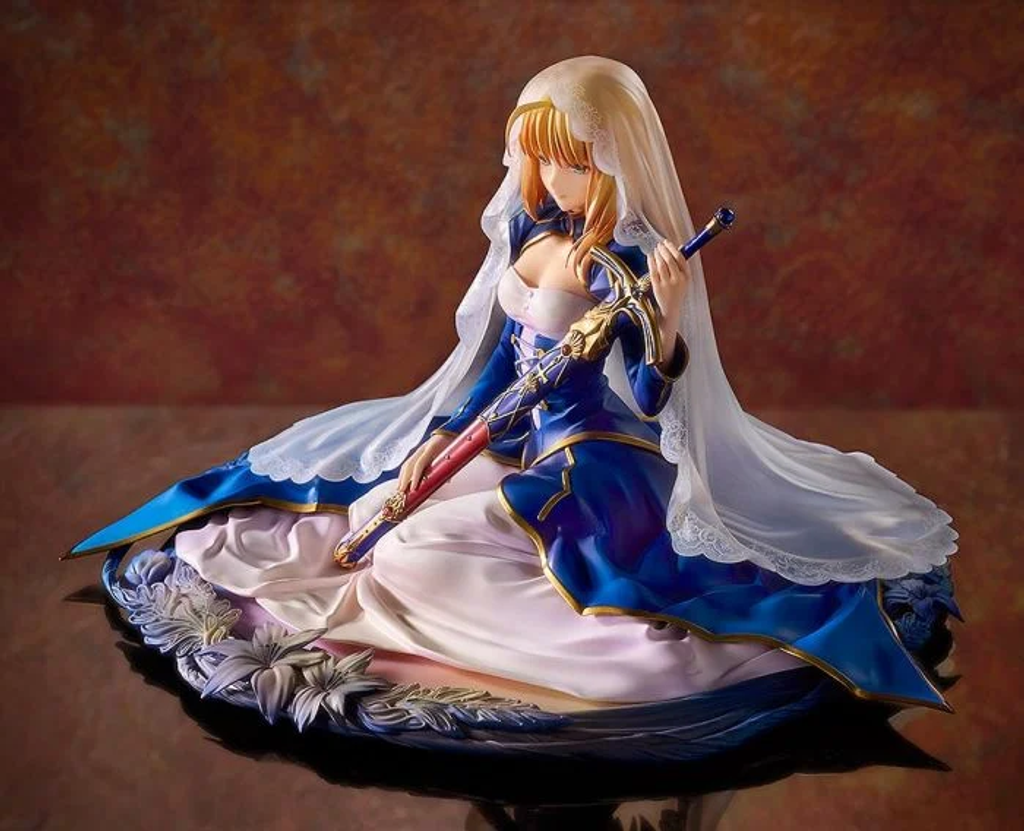 good_smile_1_7_pvc_figure_-_saber_-garden_of_avalon-_fate_stay_night__250624040349