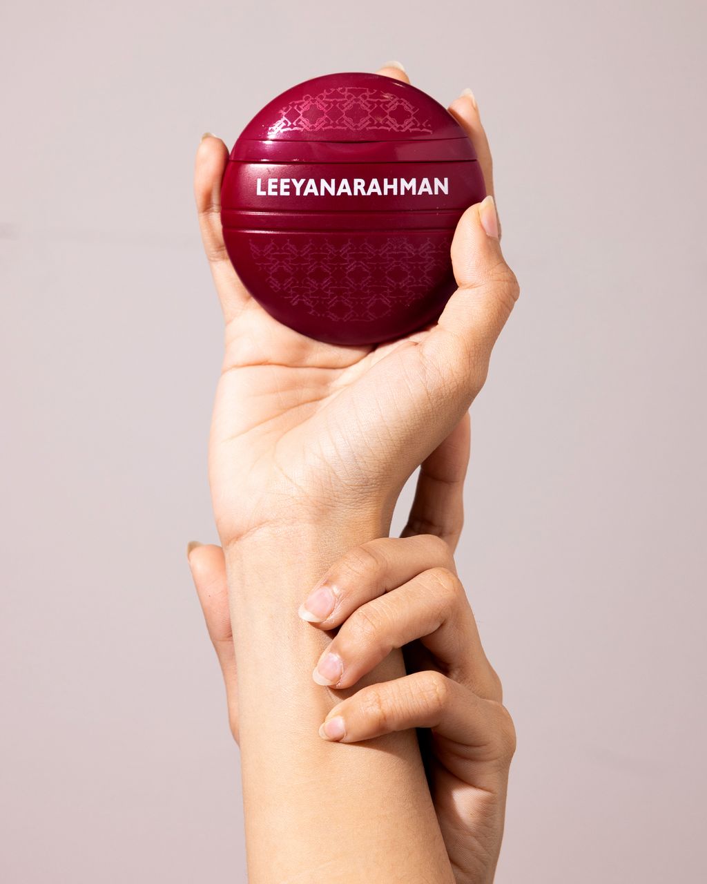 Tone Up Hand Cream LR 9