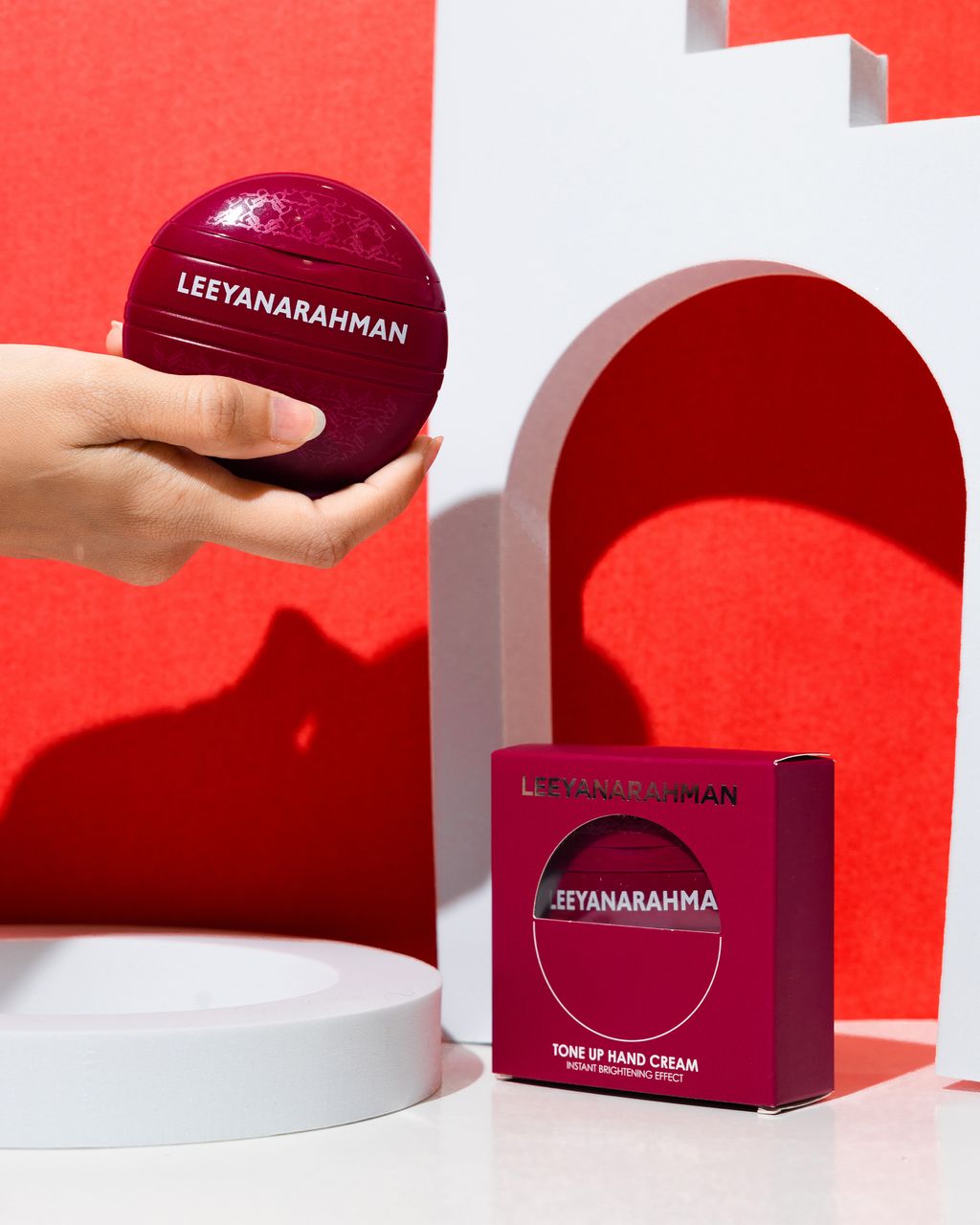 Tone Up Hand Cream LR 12