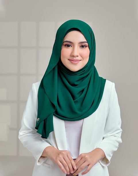 GREEN