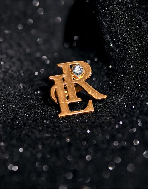 Web brooch LR-11