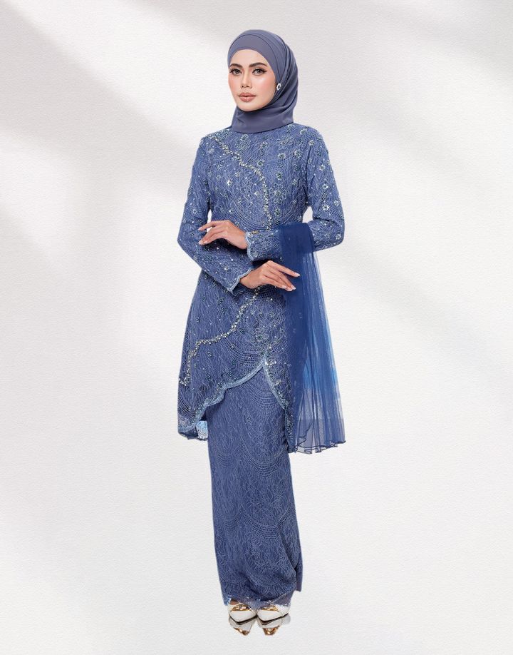 Web Larasha-01