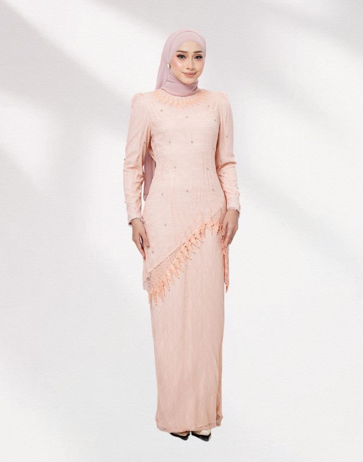 Web TANISHA-01