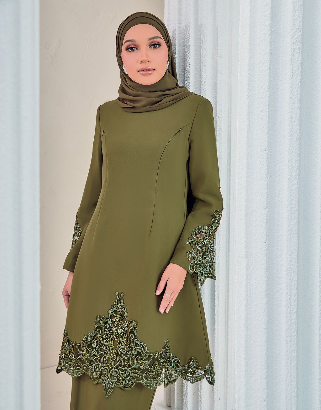 WEB Thalia riaw 2-13