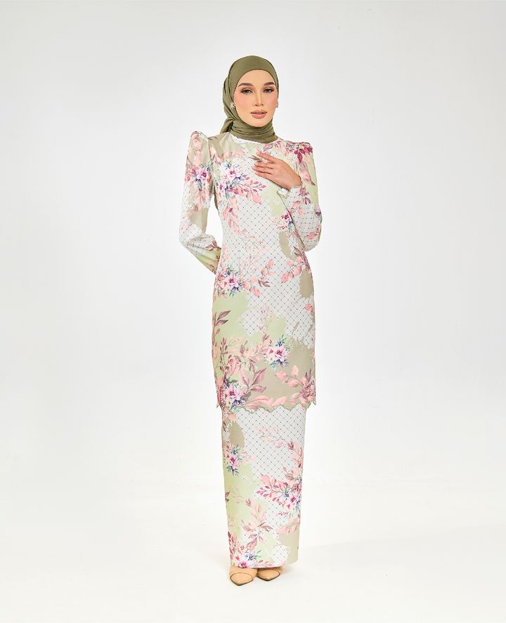 website qeesha-09