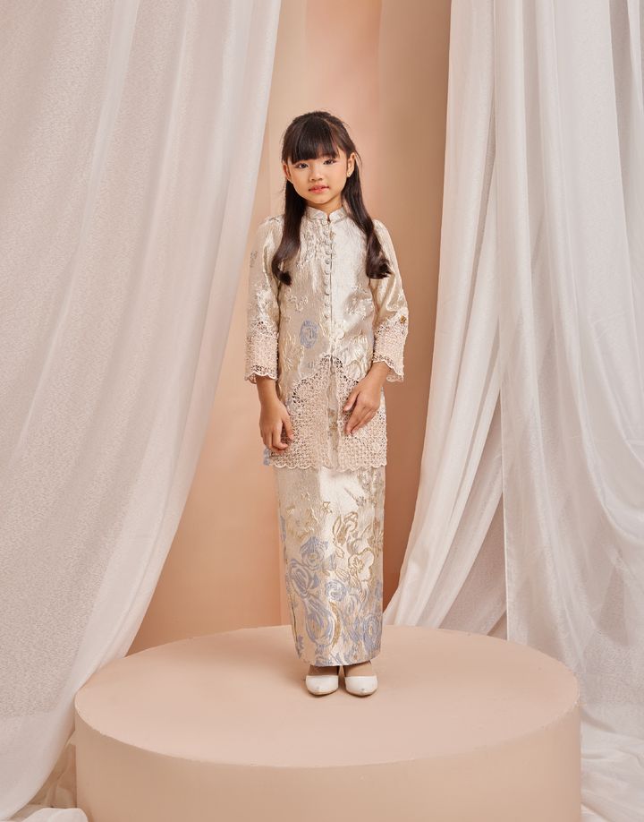 Web Shaina-06 (1)