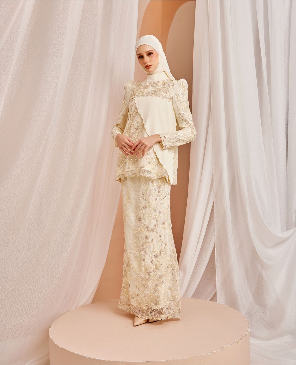 website lilith doll-11